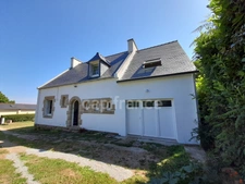 Maison à vendre 6 pièces LOCRONAN (29180)- Parcelle de 656 m2- Surface habitable: 151.82m2 -4 chambres- 2 salles d'eau- garage-