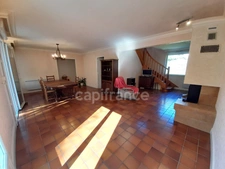 Maison à vendre sur sous-sol total - secteur Plogonnec - Surface habitable 134 m2 - 6 pièces- 4 chambres - 1 bureau- véranda- jardin-parcelle de 2794 m2 