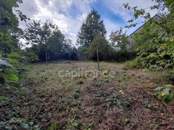 Terrain à vendre de 876,00 m² dont 181 m2 de chemin d'accès à PLOGONNEC (29180)-Le Croëzou