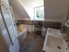 Maison à vendre 6 pièces LOCRONAN (29180)- Parcelle de 656 m2- Surface habitable: 151.82m2 -4 chambres- 2 salles d'eau- garage-