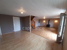 Maison à vendre 4 pièces PLOGONNEC (29180)- parcelle de 1561m2- surface habitable 107.33m2- 2 chambres-1 bureau-2 salles d'eau-1 garage-1 jardin