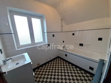 Maison à vendre 5 pièces PLOGONNEC (29180) sur sous-sol total - Surface habitable 120,94 m2- 3 chambres - Parcelle de 709m2