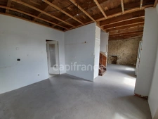 Maison à vendre 4 pièces QUEMENEVEN (29)- Surface habitable 120 m2 sur 3 niveaux- Combles aménageables- Terrain de 2551 m2- 