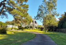 Maison à vendre sur sous-sol total - secteur Plogonnec - Surface habitable 134 m2 - 6 pièces- 4 chambres - 1 bureau- véranda- jardin-parcelle de 2794 m2 