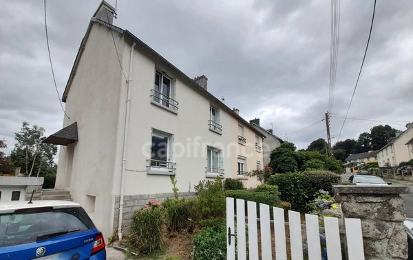 Maison à vendre 4 pièces QUIMPER (29)-83 m2 surface habitable avec sous-sol - 3 chambres - Parcelle de 436m2-1 garage indépendant