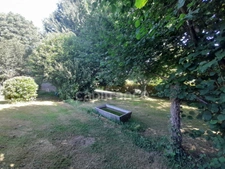 Maison à vendre 4 pièces PLOGONNEC (29180)- Surface habitable 131.82 m2 -parcelle de 13963m2 + bois de 9018m2- Dépendances.