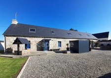 Maison à vendre 5 pièces ERGUE GABERIC (29500)- surface habitable 162.56 m2- 3 chambres - parcelle de 895 m2
