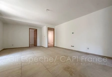 Appartement à vendre 3 pièces Rez-de-Jardin SAINT LAURENT DU VAR (06)
