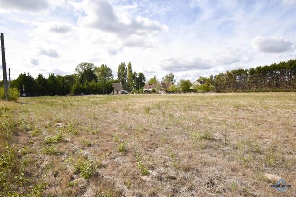 Terrain à vendre de 1 448,00 m² SASSAY (41)