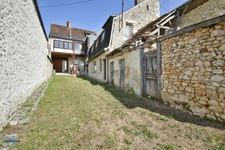 Immeuble à vendre VALENCAY (36)
