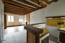 Dpt Indre (36), à vendre CHATEAUROUX immeuble 