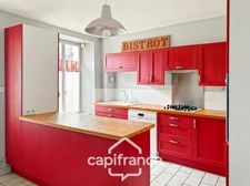 A GOUVERNES (77) - Maison à vendre 6 pièces  163 m² environ - jardin - cour - Véranda - Garage