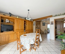 Duplex coup de coeur-  Centre ville à deux pas - l'espace d'une maison en appartement-2 caves - studette et parking en sous sol