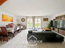 Maison à vendre à BAILLY ROMAINVILLIERS (77) 8 pièces – 6 chambres – 141 m² – Terrasse - Jardin - Garage