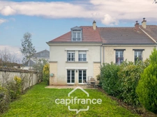 Maison à vendre à BAILLY ROMAINVILLIERS (77) 8 pièces – 6 chambres – 141 m² – Terrasse - Jardin - Garage