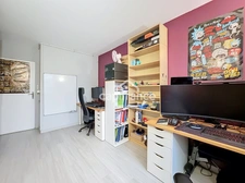 LOGNES - DERNIER ETAGE APPARTEMENT 4 PIÈCES AVEC BALCON, BOX,CAVE ET SANS TRAVAUX