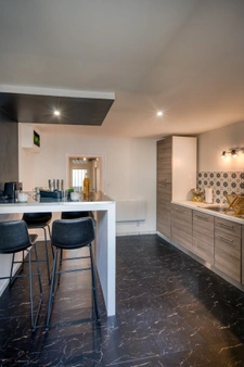 CONCARNEAU LE PASSAGE – T2 Meublé 53 m² – Terrasse 15 m² – Location meublée à l'année