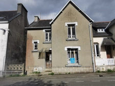 Le charme des années 30 au cœur de la ville à ROSPORDEN (29)