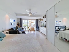 EN EXCLUSIVITÉ À VENDRE TRÈS JOLI STUDIO DANS RÉSIDENCE AVEC PISCINE ET ACCÈS DIRECT PLAGE À MARIGOT, SAINT-MARTIN (97150)