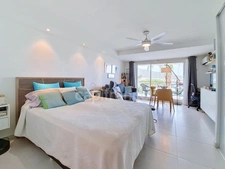 EN EXCLUSIVITÉ À VENDRE TRÈS JOLI STUDIO DANS RÉSIDENCE AVEC PISCINE ET ACCÈS DIRECT PLAGE À MARIGOT, SAINT-MARTIN (97150)