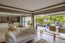 EXCEPTIONAL APARTMENT FOR SALE IN GUSTAVIA WITH VIEWS OF THE ICONIC PORT OF SAINT-BARTHÉLEMY (97133)   