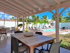 SUPERBE VILLA À VENDRE 3 CHAMBRES SUR OYSTER POND, SAINT-MARTIN (97150)