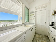 FOR SALE: 2-BEDROOM APARTMENT WITH SEA VIEW - IDEAL FOR INVESTORS - MONT VERNON AREA IN SAINT-MARTIN (97150)
