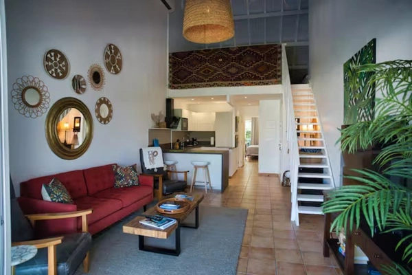 EN EXCLUSIVITÉ APPARTEMENT ÉLÉGANT ET RÉNOVÉ AU COEUR DE LA BAIE ORIENTALE, SAINT-MARTIN (97150)
