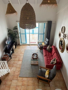 EN EXCLUSIVITÉ APPARTEMENT ÉLÉGANT ET RÉNOVÉ AU COEUR DE LA BAIE ORIENTALE, SAINT-MARTIN (97150)