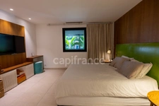 EXCEPTIONAL APARTMENT FOR SALE IN GUSTAVIA WITH VIEWS OF THE ICONIC PORT OF SAINT-BARTHÉLEMY (97133)   