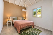RARE SUR LE MARCHÉ À VENDRE MAISON 2 CHAMBRES AVEC JARDIN À GRAND-CASE, SAINT-MARTIN (97150)