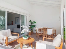 EN EXCLUSIVITÉ À VENDRE MAISON DE VILLE VUE MER  AVEC PISCINE ET JARDIN SUR OYSTER POND, SAINT-MARTIN (97150)