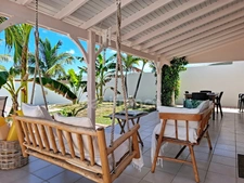 SUPERBE VILLA À VENDRE 3 CHAMBRES SUR OYSTER POND, SAINT-MARTIN (97150)