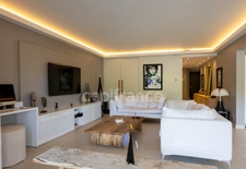 EXCEPTIONAL APARTMENT FOR SALE IN GUSTAVIA WITH VIEWS OF THE ICONIC PORT OF SAINT-BARTHÉLEMY (97133)   