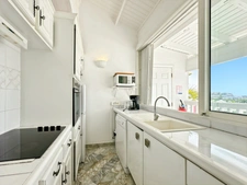 FOR SALE: 2-BEDROOM APARTMENT WITH SEA VIEW - IDEAL FOR INVESTORS - MONT VERNON AREA IN SAINT-MARTIN (97150)