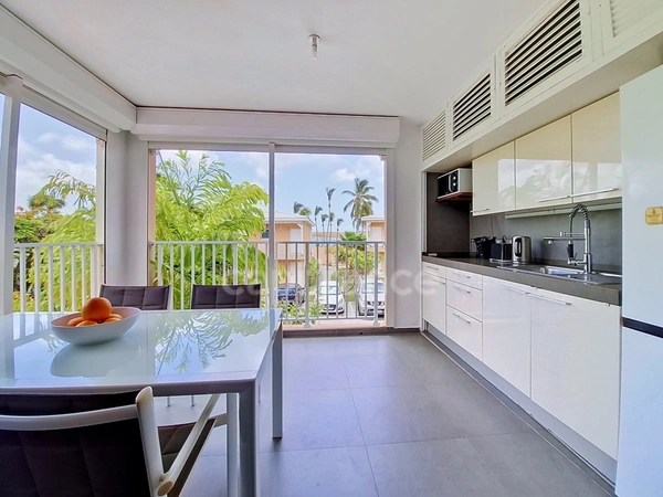 EN EXCLUSIVITÉ À VENDRE APPARTEMENT 58m² AVEC VUE LAGON SUR LA BAIE NETTLÉ, SAINT-MARTIN (97150)