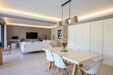 EXCEPTIONAL APARTMENT FOR SALE IN GUSTAVIA WITH VIEWS OF THE ICONIC PORT OF SAINT-BARTHÉLEMY (97133)   