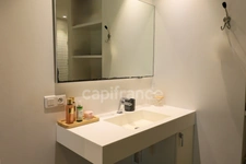 EXCEPTIONAL APARTMENT FOR SALE IN GUSTAVIA WITH VIEWS OF THE ICONIC PORT OF SAINT-BARTHÉLEMY (97133)   
