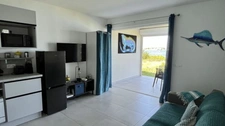 À VENDRE STUDIO RÉCENT EN REZ-DE-JARDIN AVEC VUE LAGON SECTEUR BELLEVUE, SAINT-MARTIN (97150)