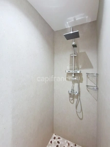 EN EXCLUSIVITÉ APPARTEMENT ÉLÉGANT ET RÉNOVÉ AU COEUR DE LA BAIE ORIENTALE, SAINT-MARTIN (97150)