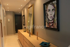 EXCEPTIONAL APARTMENT FOR SALE IN GUSTAVIA WITH VIEWS OF THE ICONIC PORT OF SAINT-BARTHÉLEMY (97133)   