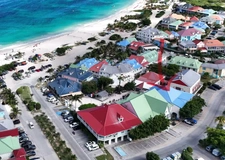EN EXCLUSIVITÉ APPARTEMENT ÉLÉGANT ET RÉNOVÉ AU COEUR DE LA BAIE ORIENTALE, SAINT-MARTIN (97150)