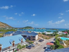 T3 DUPLEX FOR SALE WITH MAGNIFICENT SEA AND PINEL VIEW, CUL-DE-SAC AREA, SAINT-MARTIN (97150)