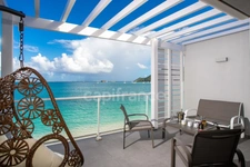 SOMPTUEUX T3 EN DUPLEX AVEC UNE VUE MER SUR GRAND-CASE À COUPER LE SOUFFLE