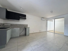 STUDIO EN REZ-DE-JARDIN À VENDRE SUR CUL-DE-SAC, SAINT-MARTIN (97150)