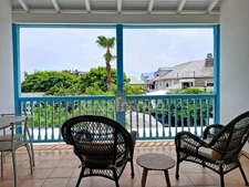 EN EXCLUSIVITÉ APPARTEMENT ÉLÉGANT ET RÉNOVÉ AU COEUR DE LA BAIE ORIENTALE, SAINT-MARTIN (97150)