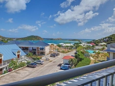 T3 DUPLEX FOR SALE WITH MAGNIFICENT SEA AND PINEL VIEW, CUL-DE-SAC AREA, SAINT-MARTIN (97150)