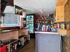 EXCLUSIVELY FOR SALE: SEMI-GASTRONOMIC RESTAURANT BUSINESS WITH FULLY EQUIPPED, SAINT-MARTIN (97150)