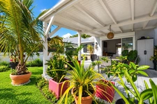 RARE SUR LE MARCHÉ À VENDRE MAISON 2 CHAMBRES AVEC JARDIN À GRAND-CASE, SAINT-MARTIN (97150)