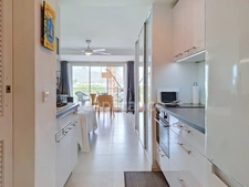 EN EXCLUSIVITÉ À VENDRE TRÈS JOLI STUDIO DANS RÉSIDENCE AVEC PISCINE ET ACCÈS DIRECT PLAGE À MARIGOT, SAINT-MARTIN (97150)